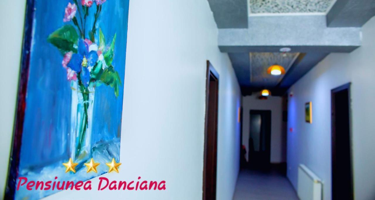 Pension Daciana บาเคา ภายนอก รูปภาพ